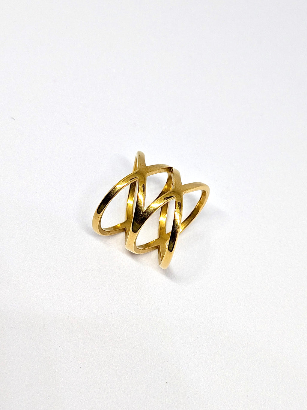 Double cross ring