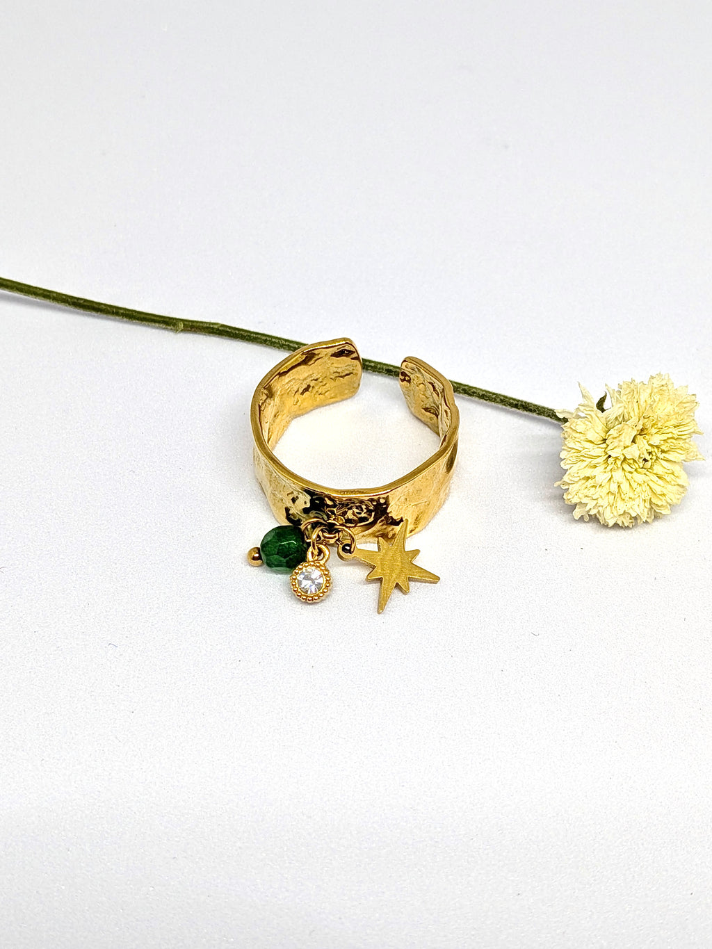 Hammered pearl star ring