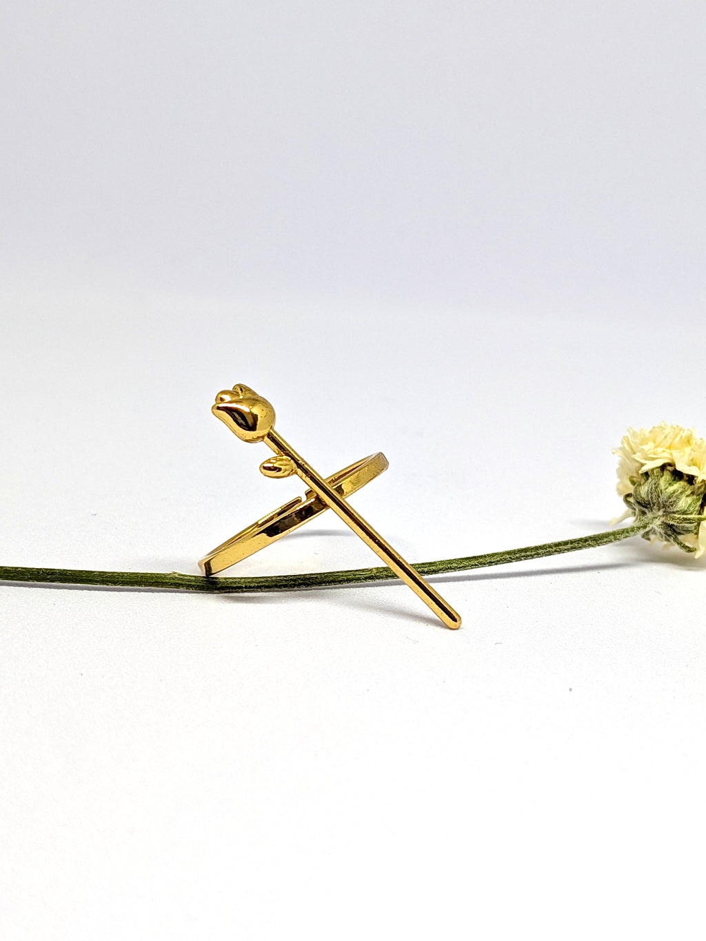 Rose stick ring