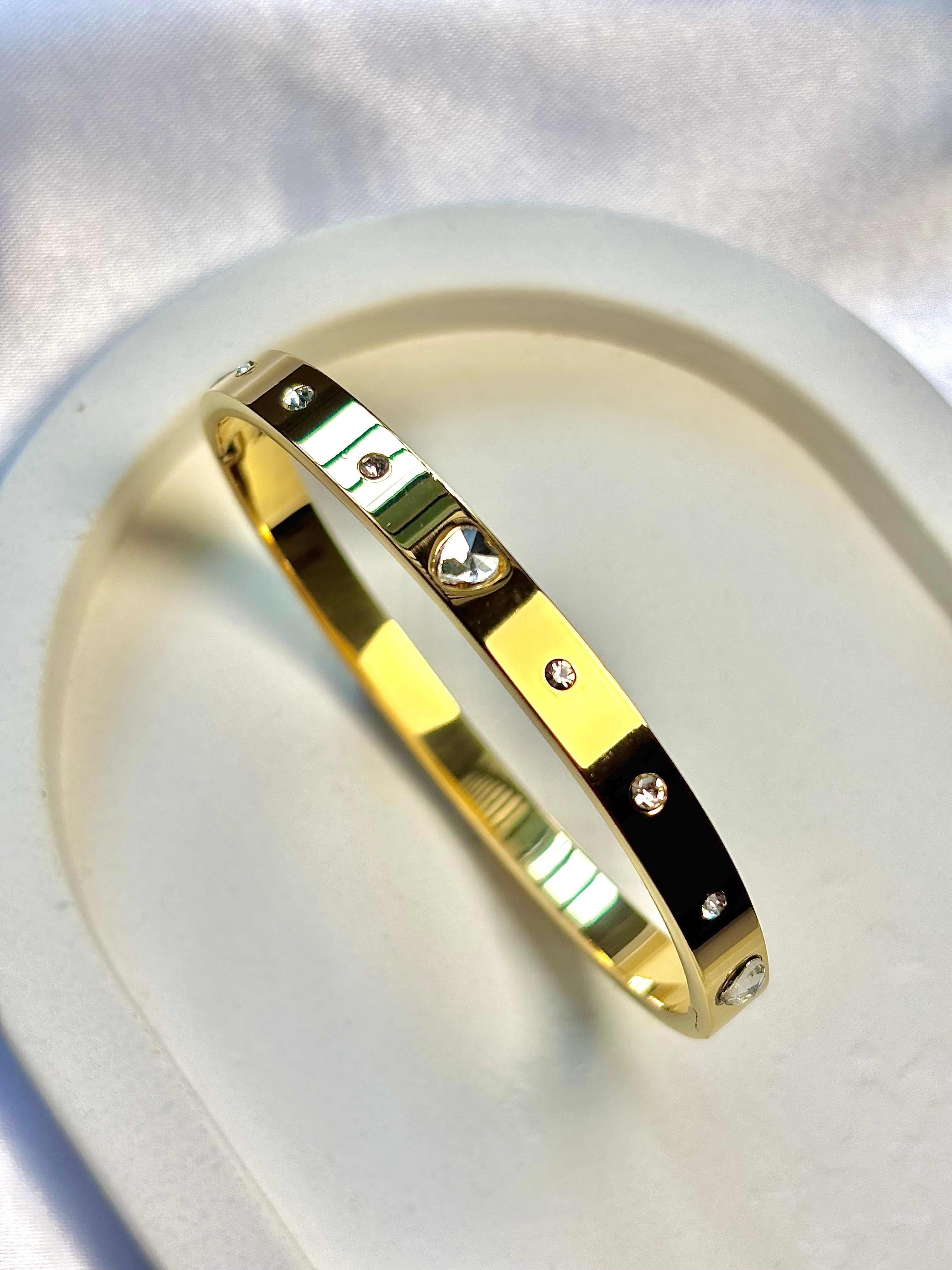 Studded hearts kada
