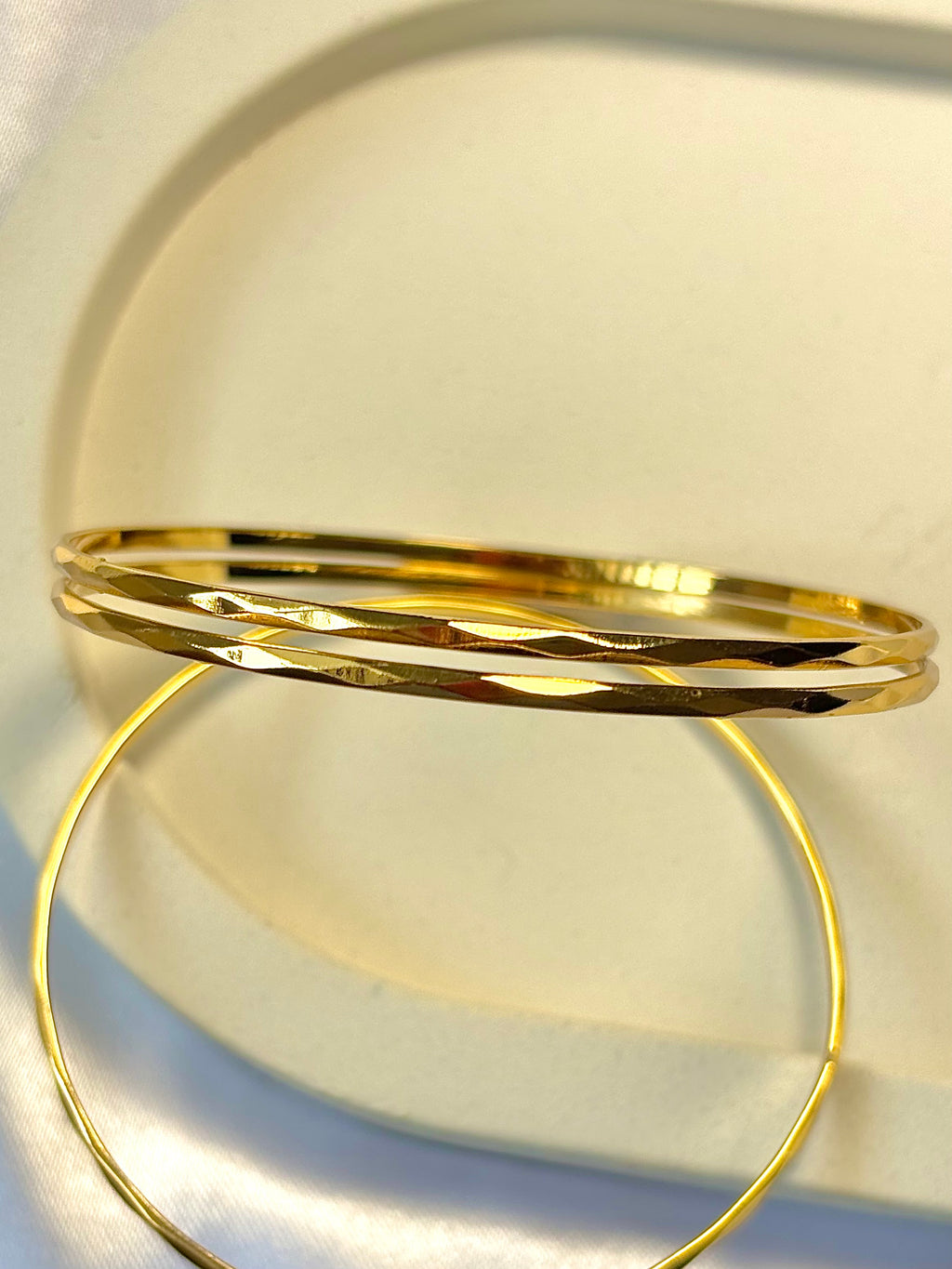 Carved bangles set of 3