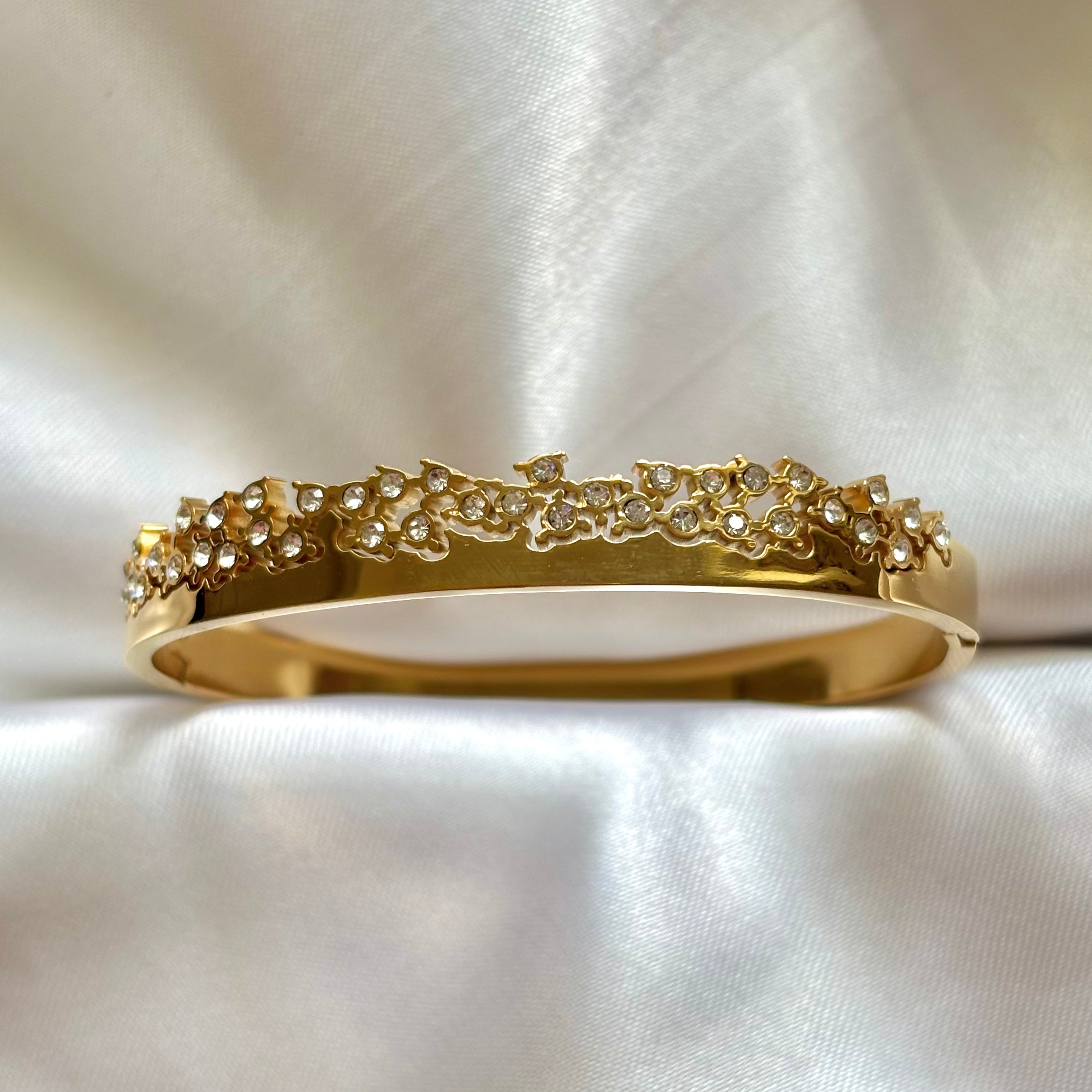 Delicate stone studded abstract kada
