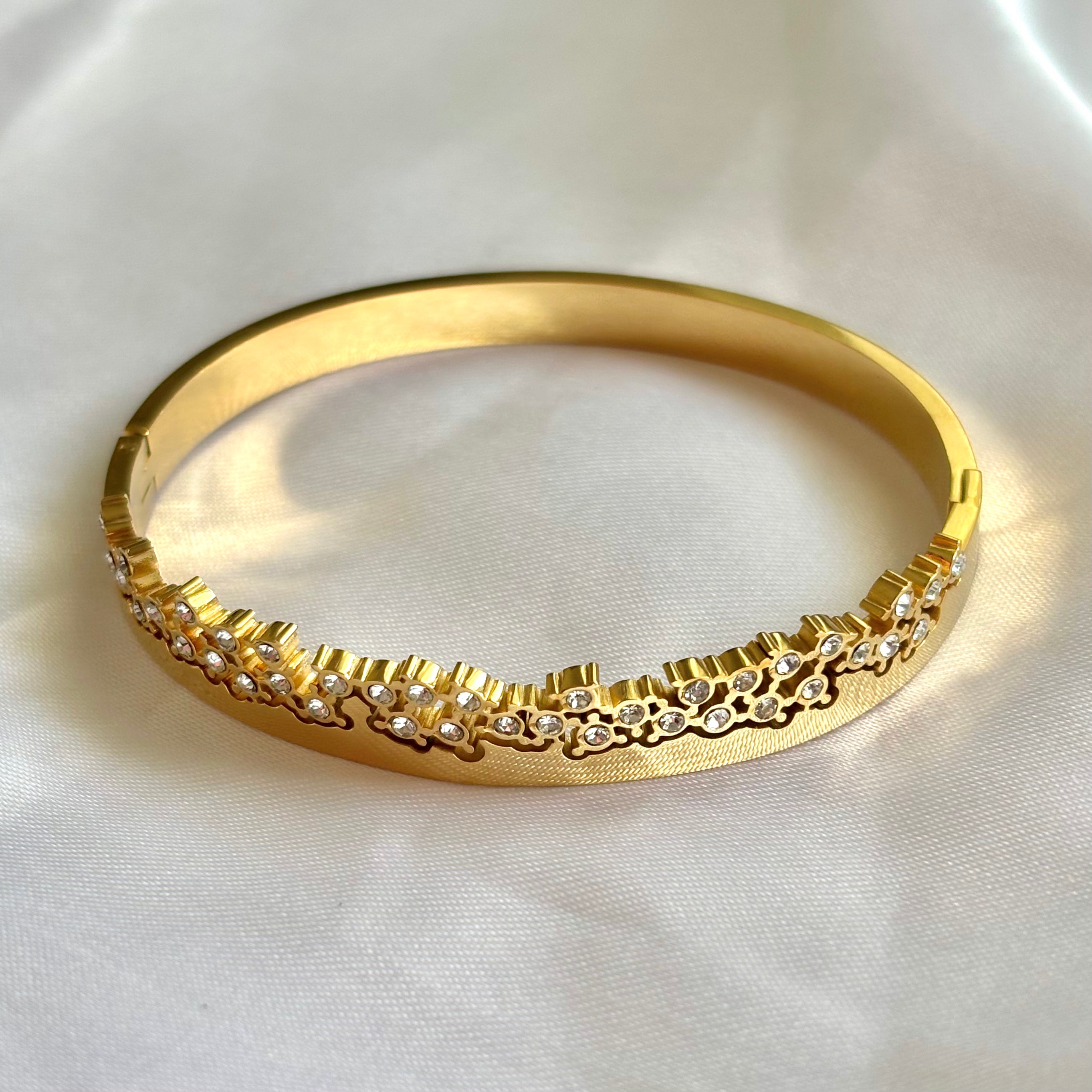 Delicate stone studded abstract kada